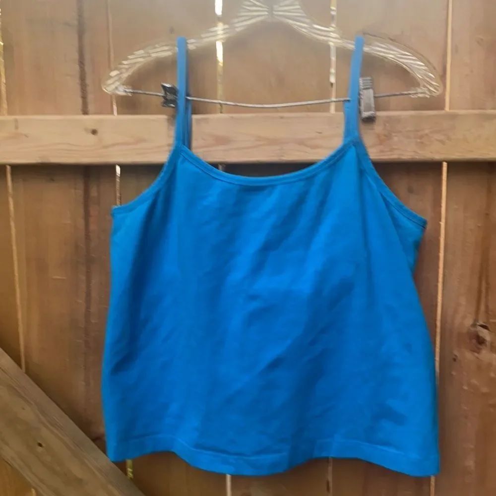 Avon tank top sz. XL